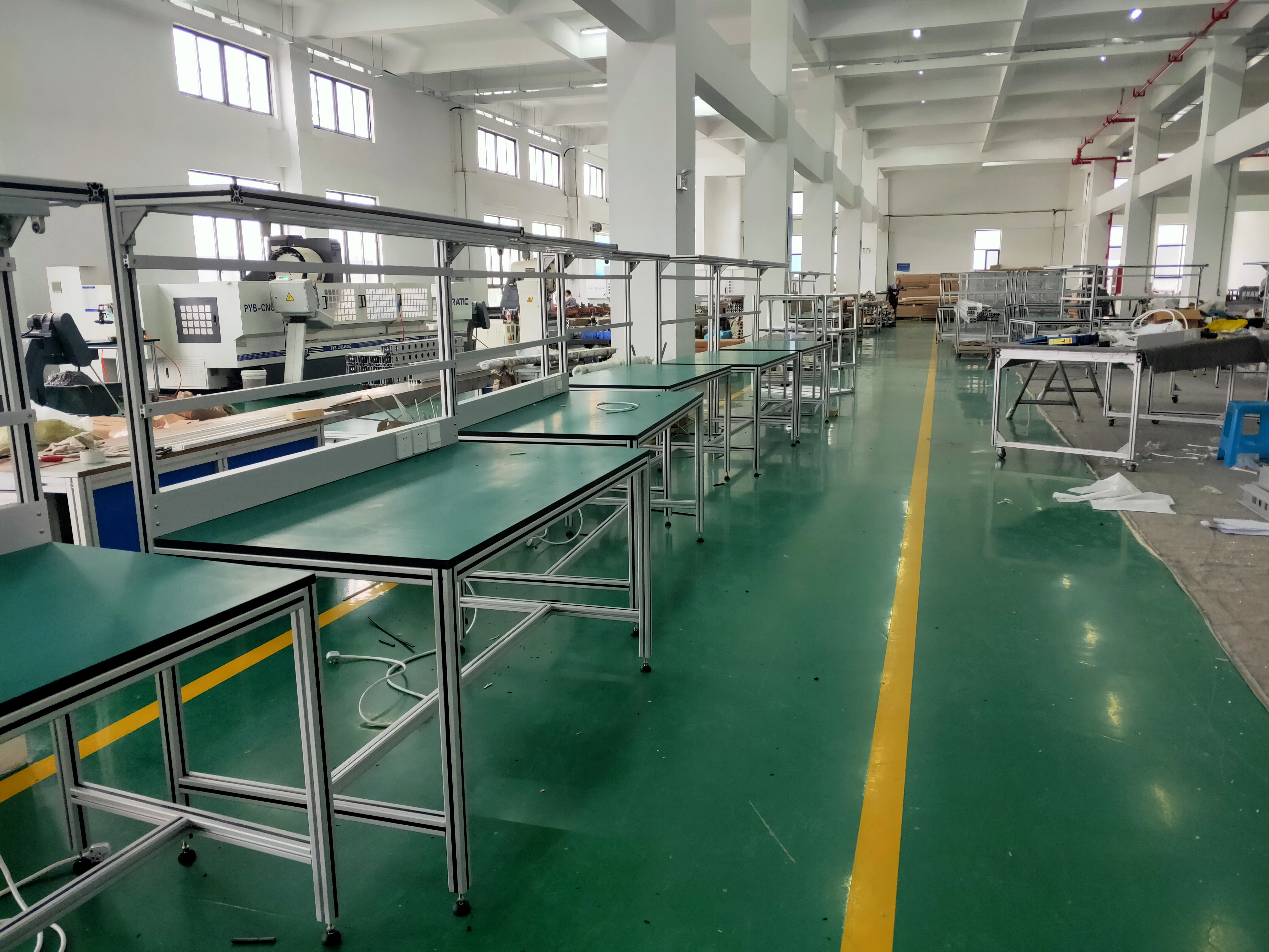 南京防靜電工作臺有著怎樣的不同之處？
