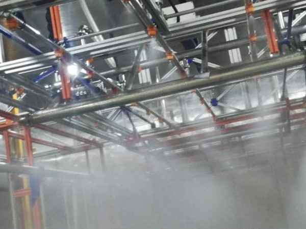 為什么定制鋁型材框架備受機(jī)械設(shè)備行業(yè)客戶的青睞？